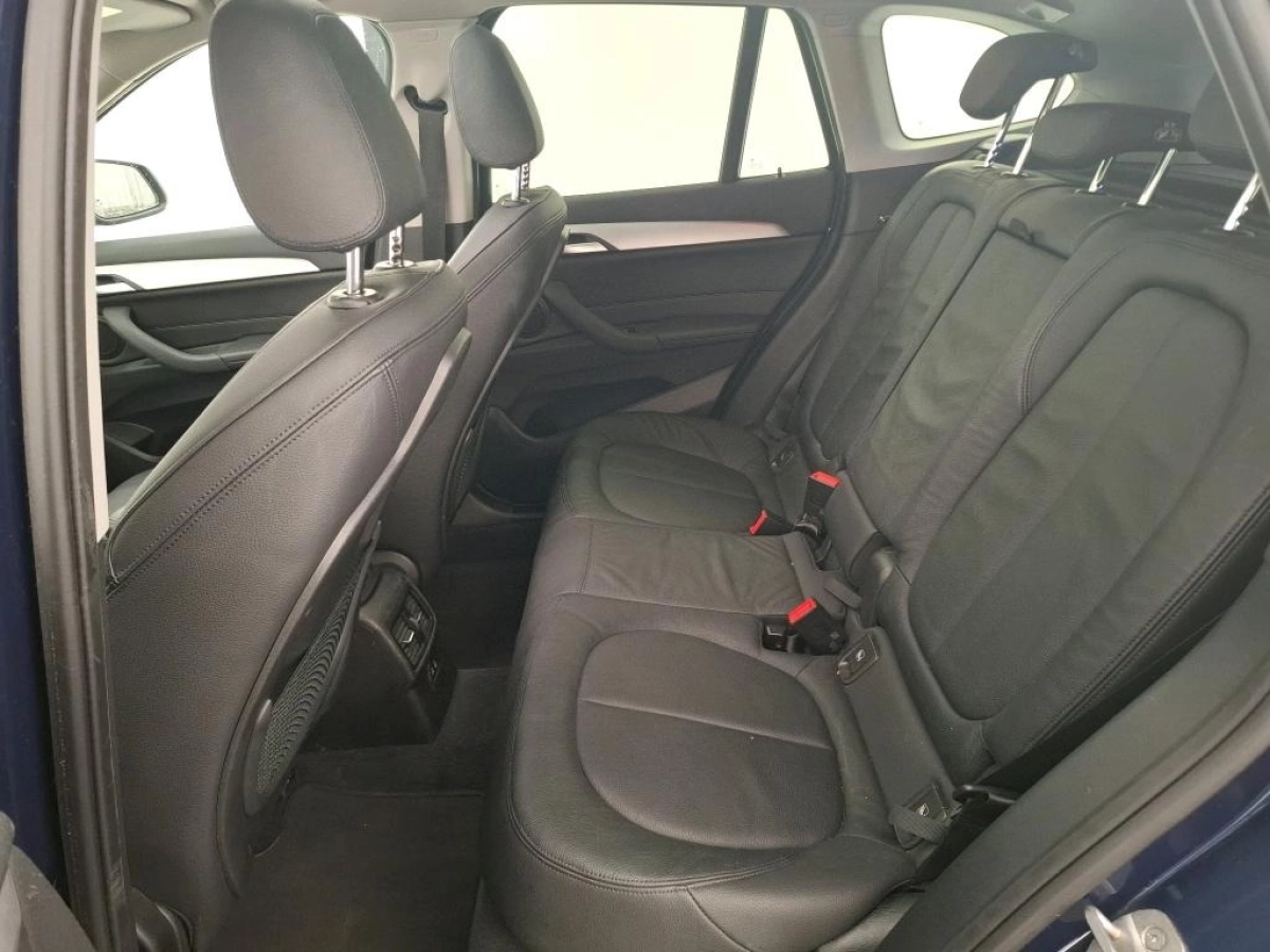 Bmw X1 - photo 11