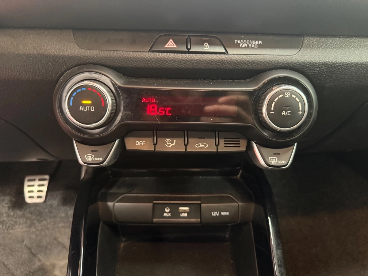 Kia Stonic - photo 21