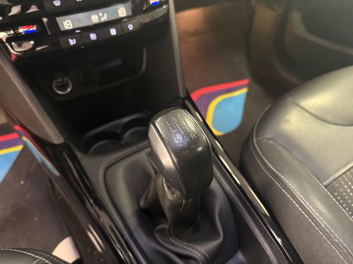 Peugeot 2008 - photo 24