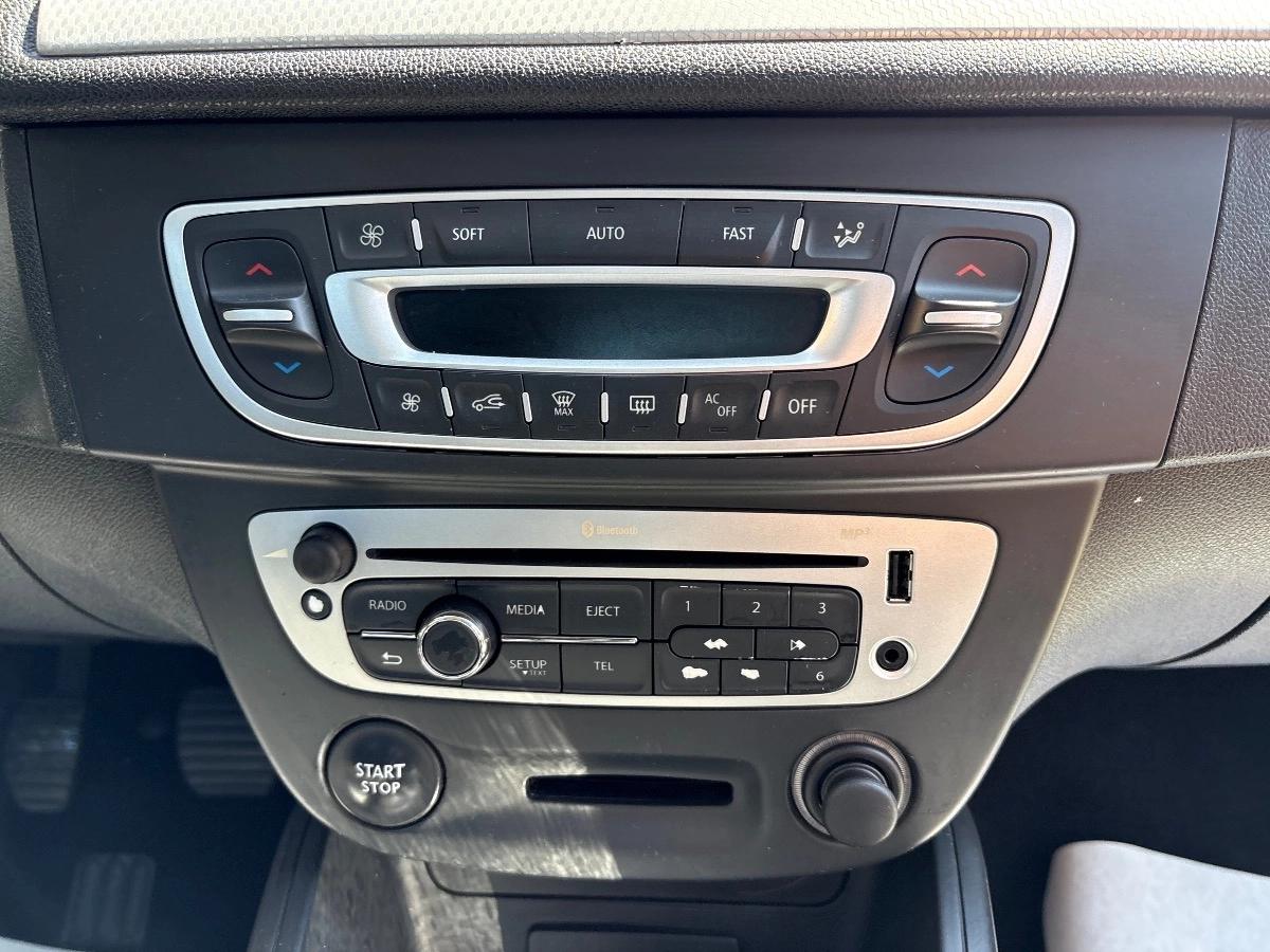 Renault Megane III ESTATE 1.5 DCI 110