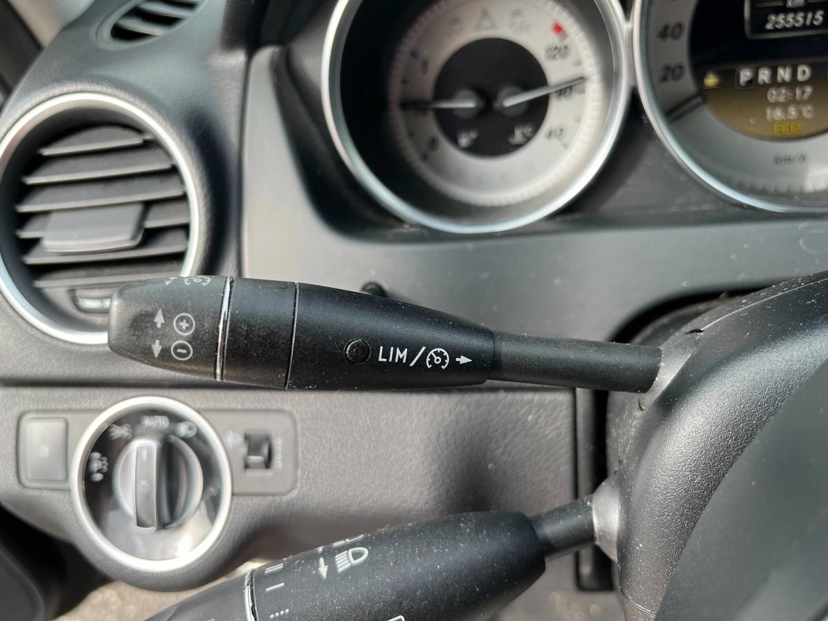 Mercedes Classe C COUPE 1.8 180 155 BLUEEFFICIENCY EXECUTIVE 7G-TRONIC BVA