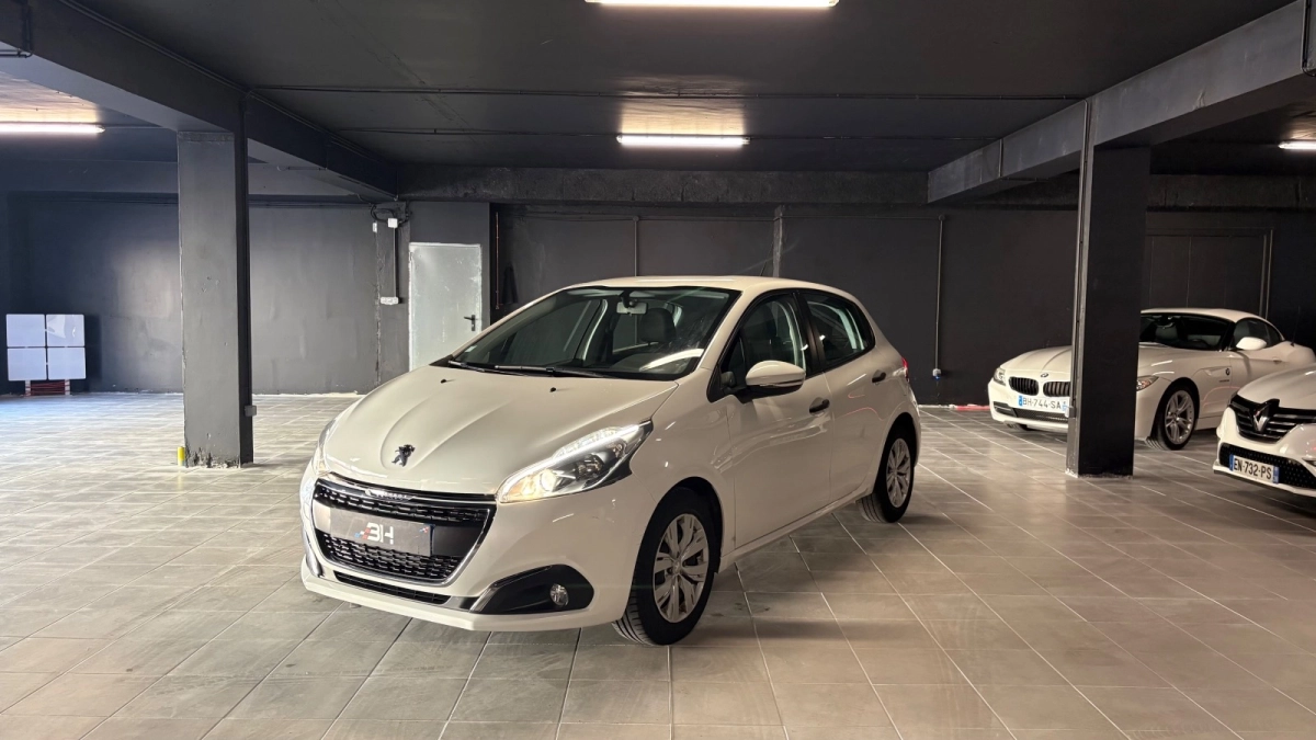 Peugeot 208 - photo 32