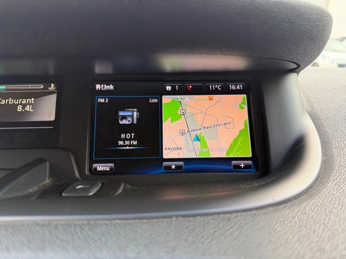 Renault Grand Scenic - photo 28