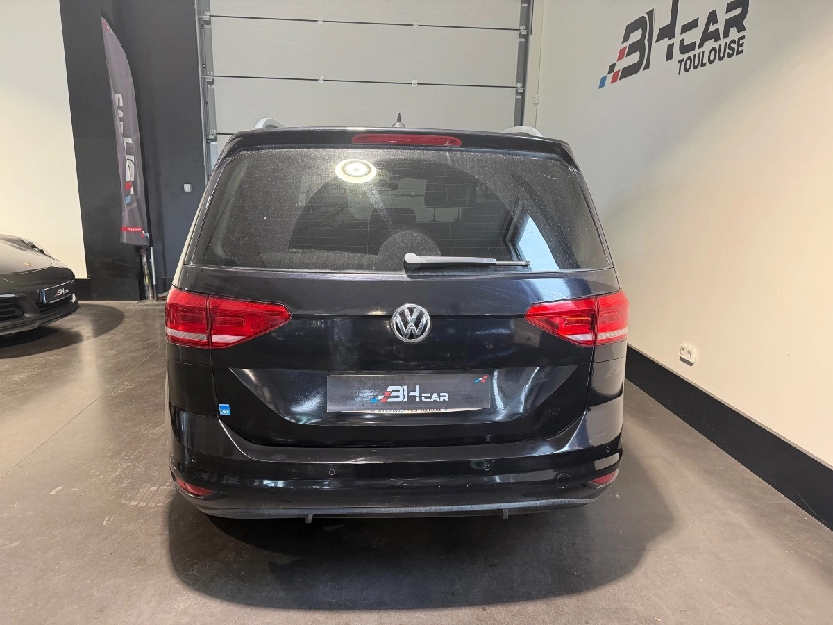 Volkswagen Touran - photo 4