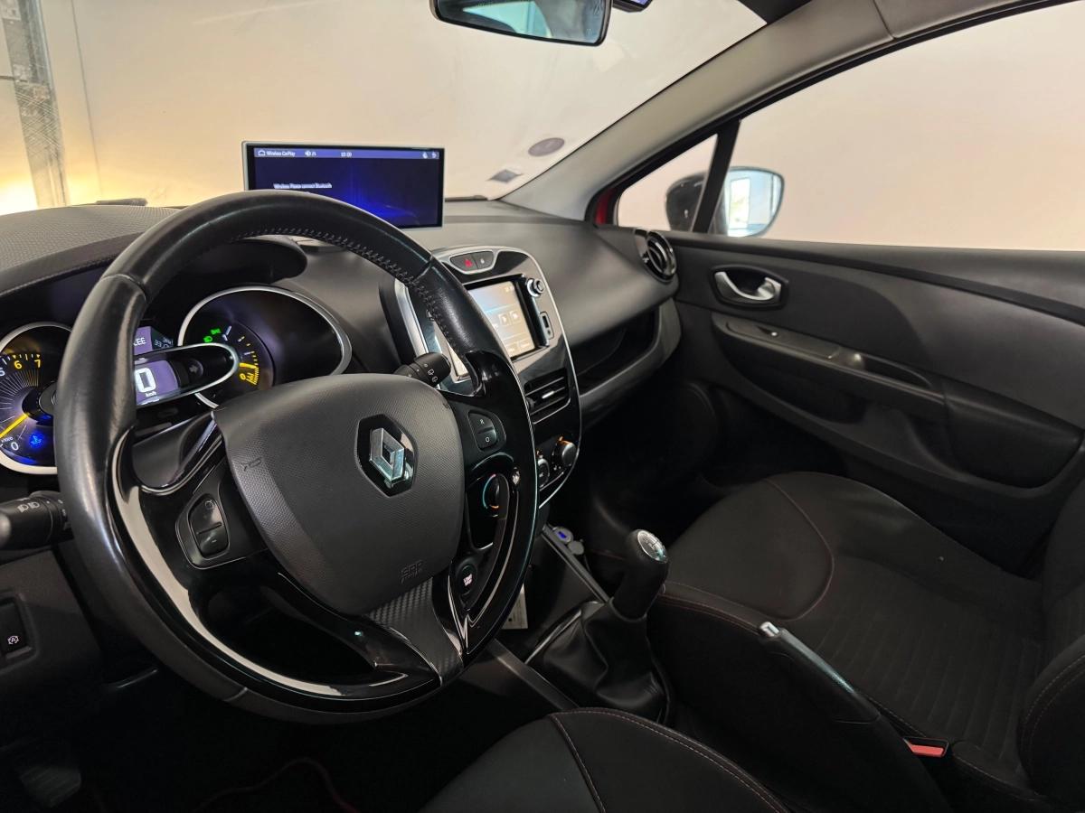 Aperçu indisponible de RENAULT Clio