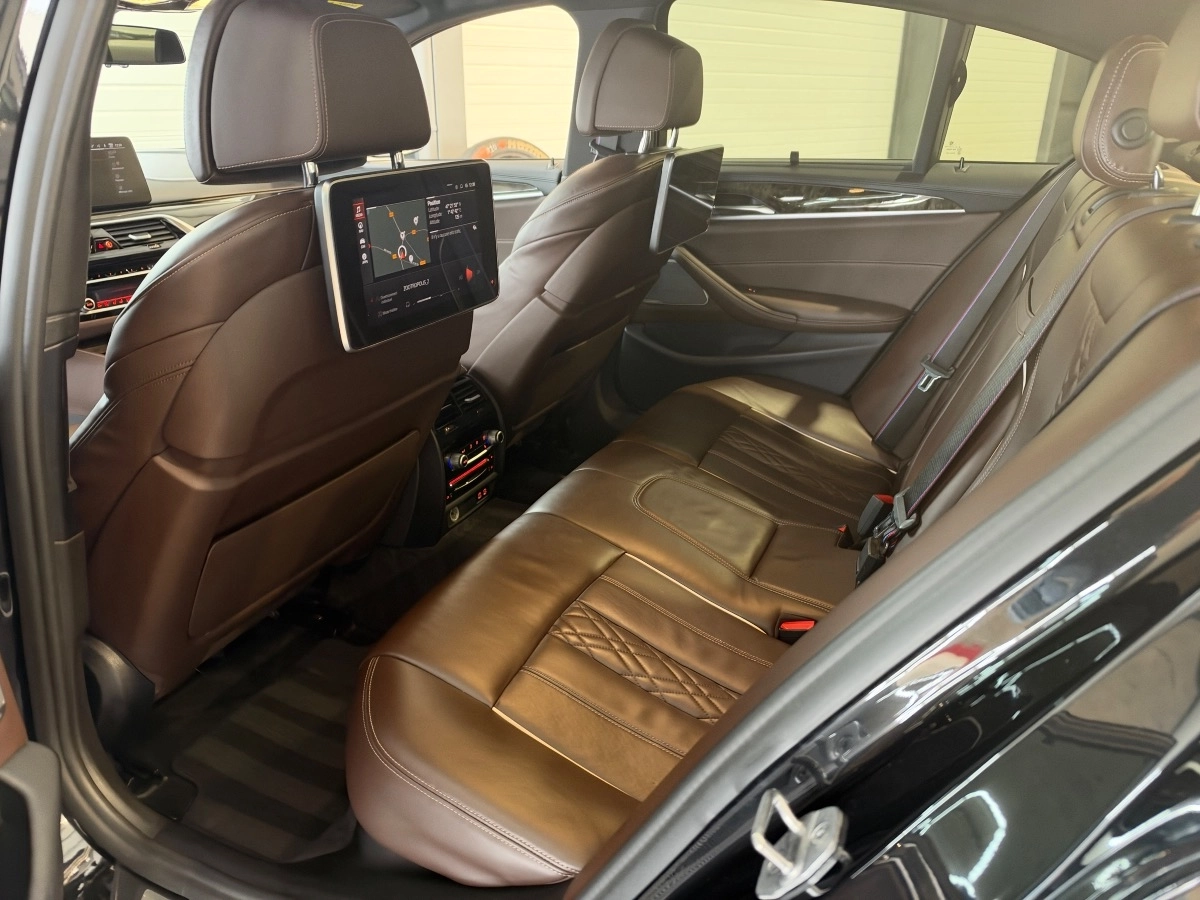 Bmw Serie 5 - photo 23