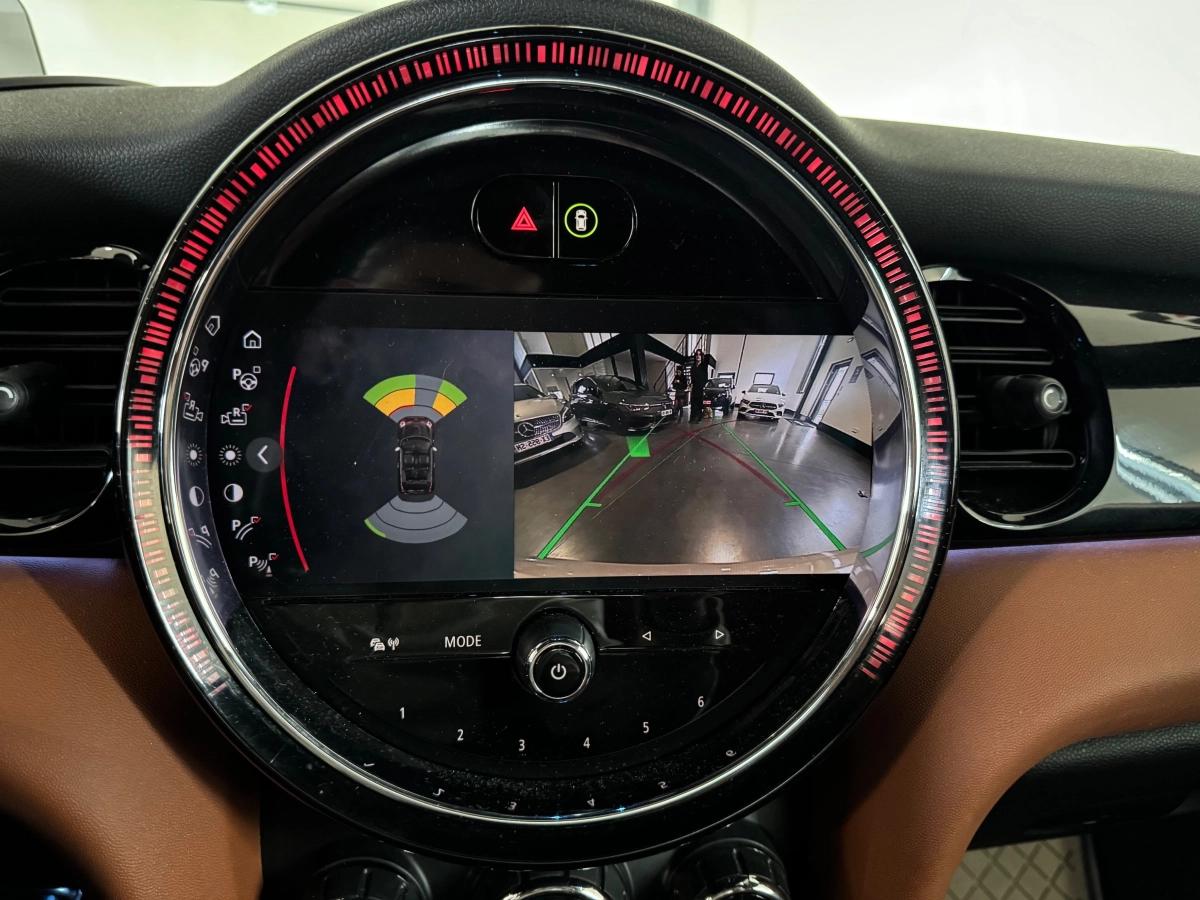 Aperçu indisponible de Mini Cabrio