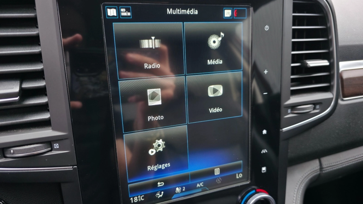 Renault Koleos - photo 23