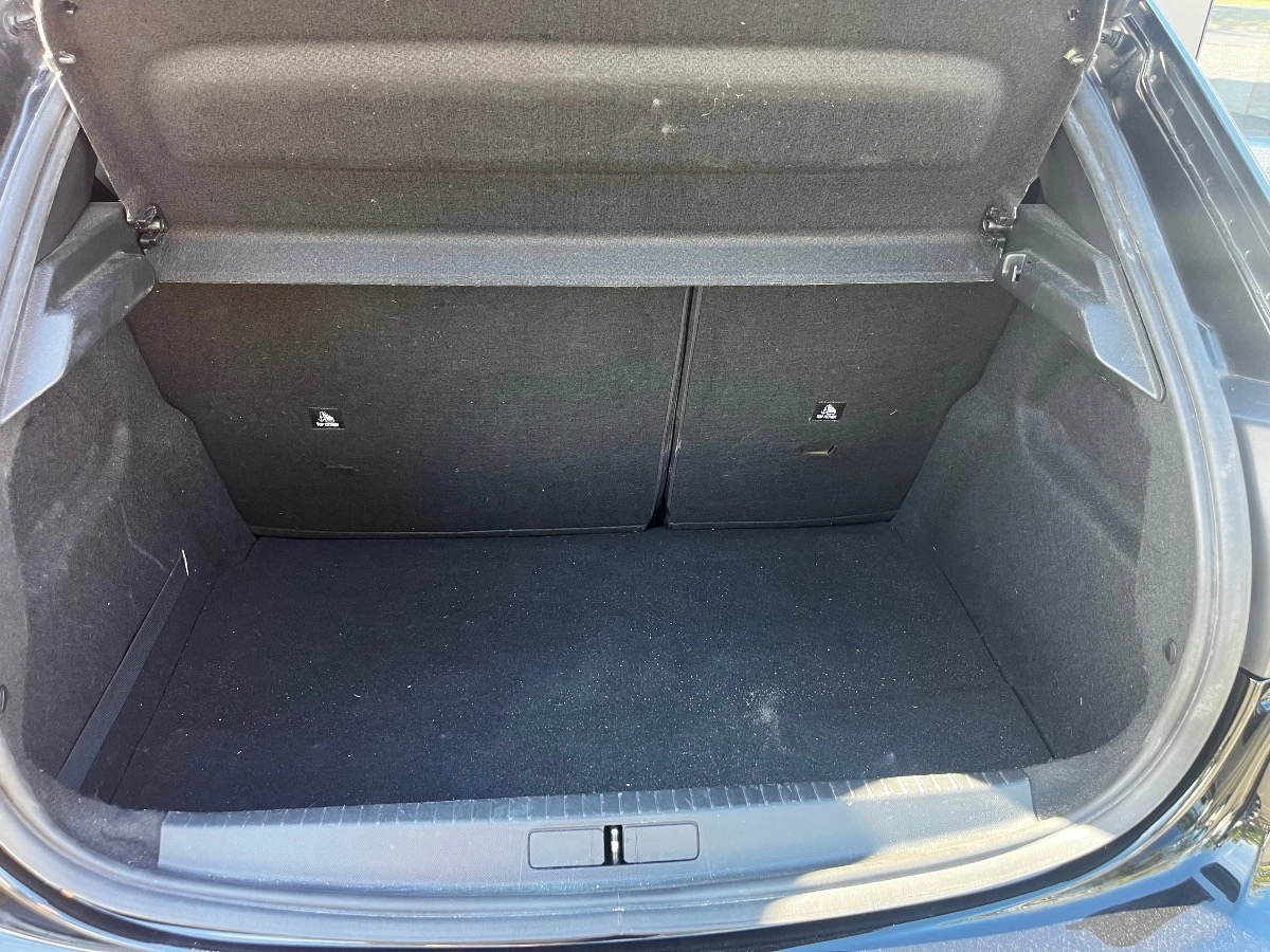 Peugeot 208 - photo 21