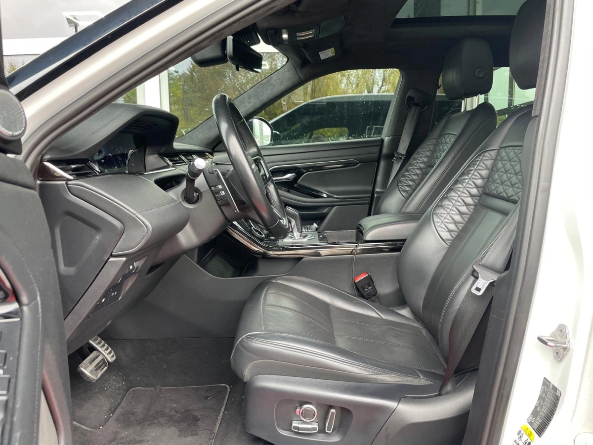 Land Rover Range Rover Evoque - photo 7