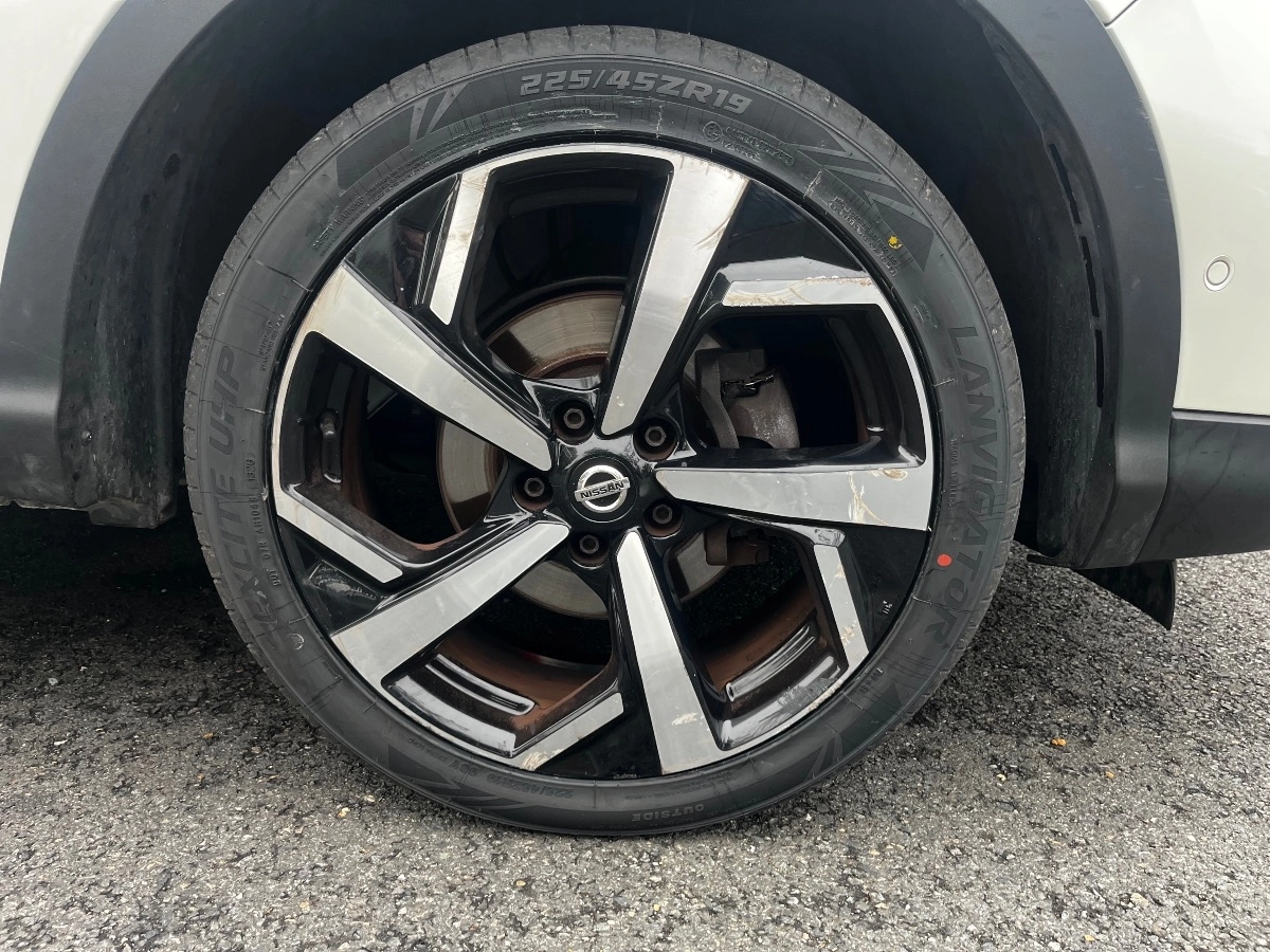 Nissan Qashqai - photo 22