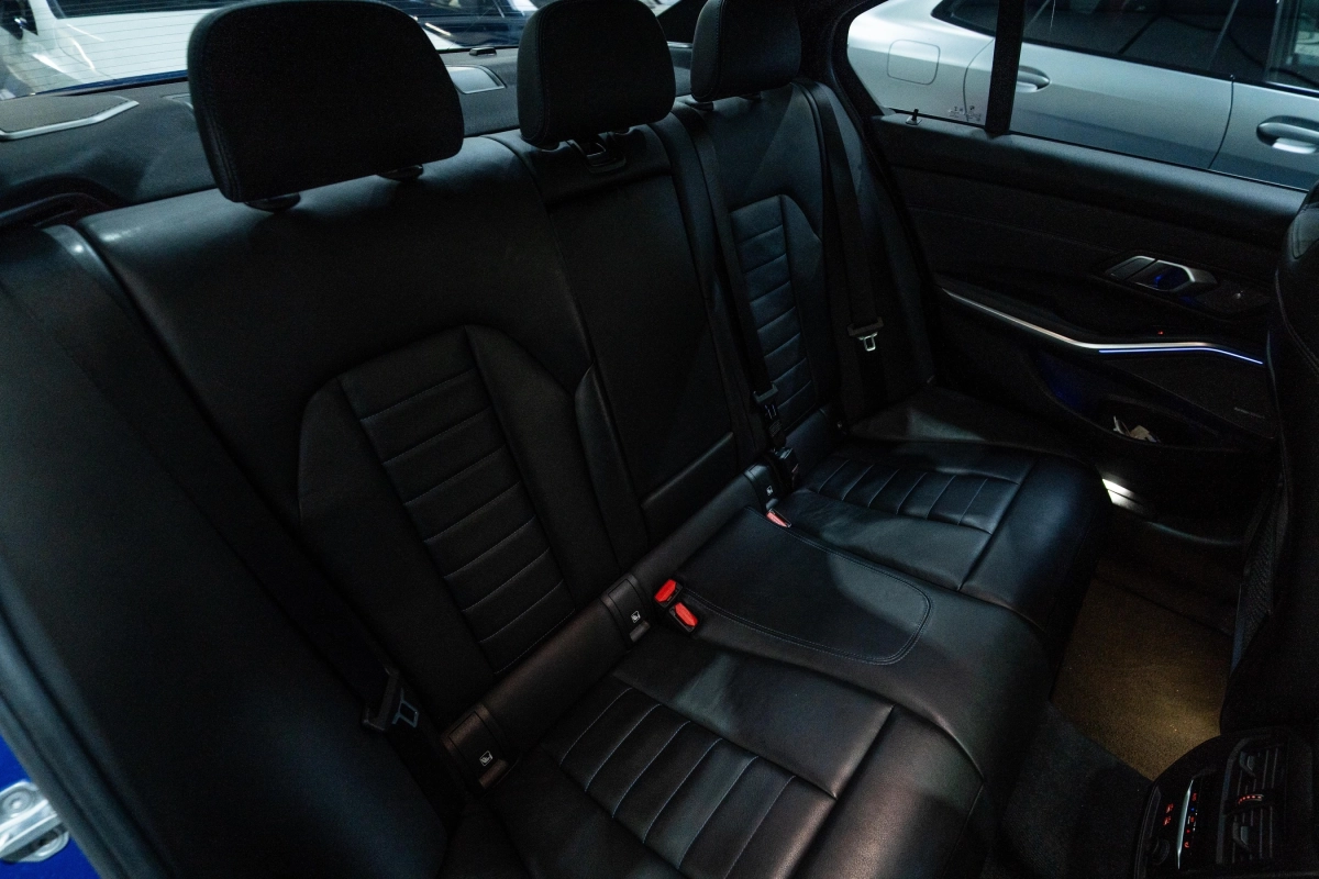 Bmw Serie 3 - photo 17