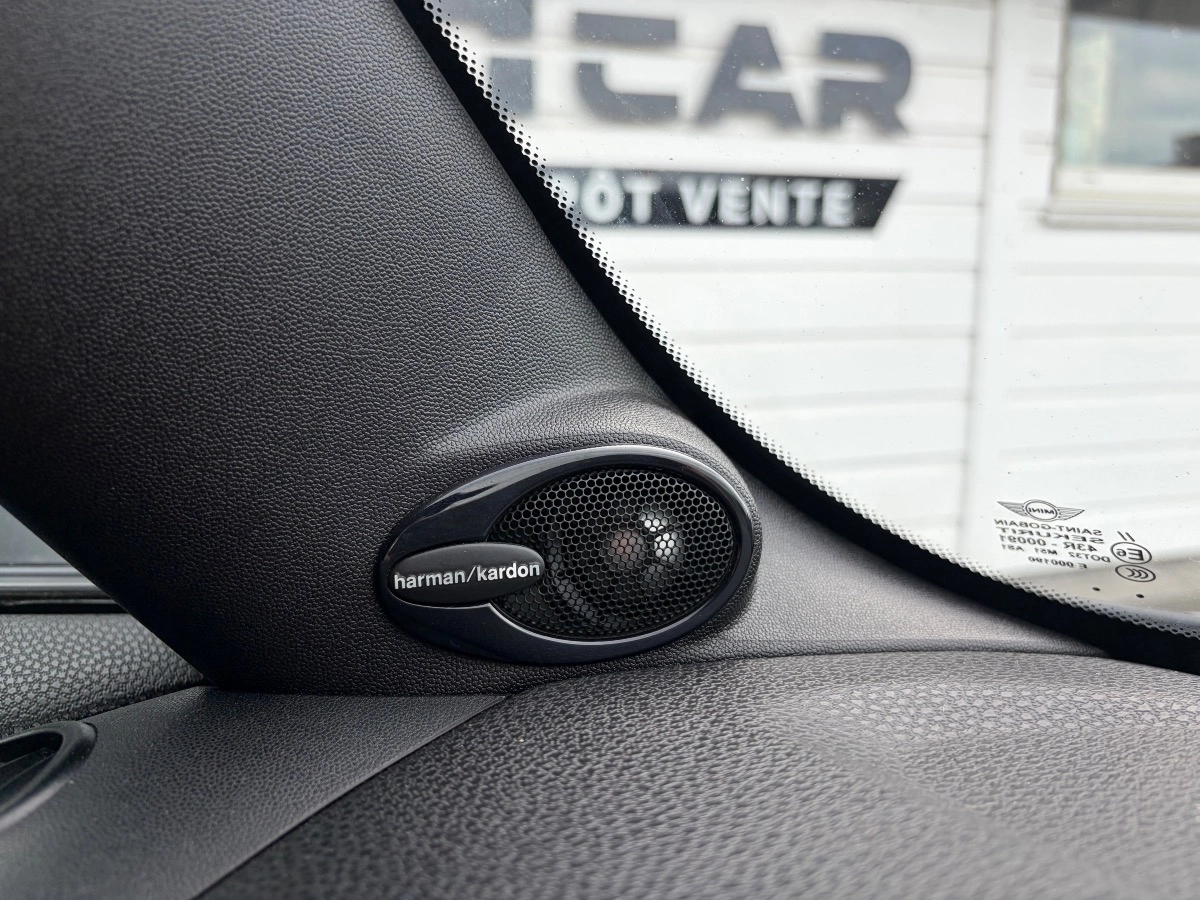 Mini Cabrio - photo 24