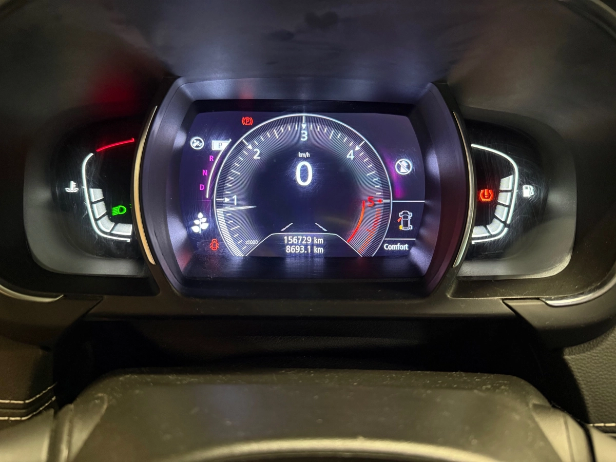 Renault Scenic - photo 12