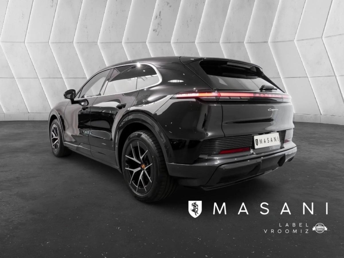 Porsche Cayenne Electrique 442ch 633km WLTP Toit Ouvrant/Attelage/Sport Sound/21“/Sièges 14/Volant Surfaces et Siège