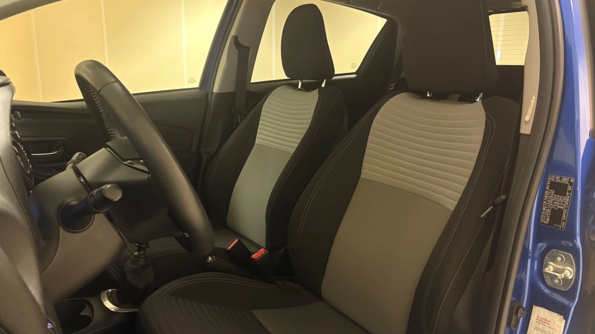 Toyota Yaris - photo 18