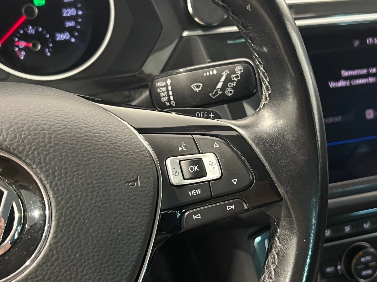 Volkswagen Tiguan - photo 19