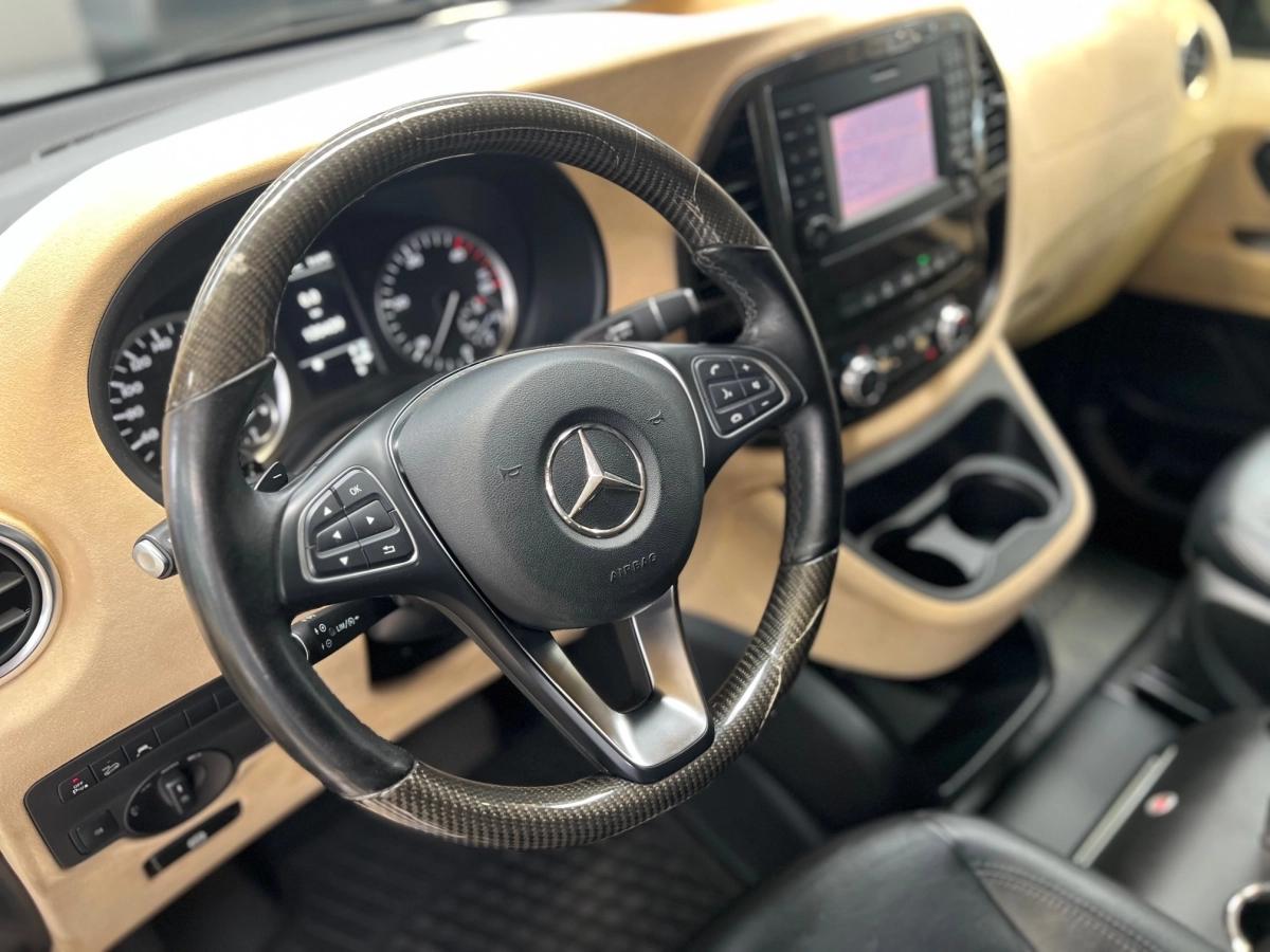 Mercedes Vito VIP EXTRA LONG 119 CDI 190 4MATIC 7G-TRONIC 5PL /AMENAGEMENT ROVELVER/SALON/TV/CAFE/PS4/LED/