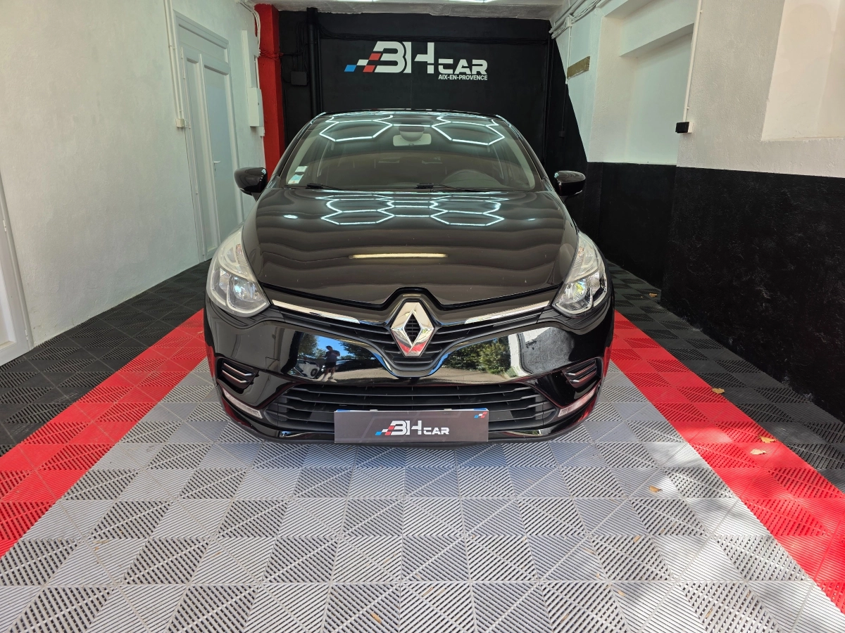 Renault Clio - photo 2