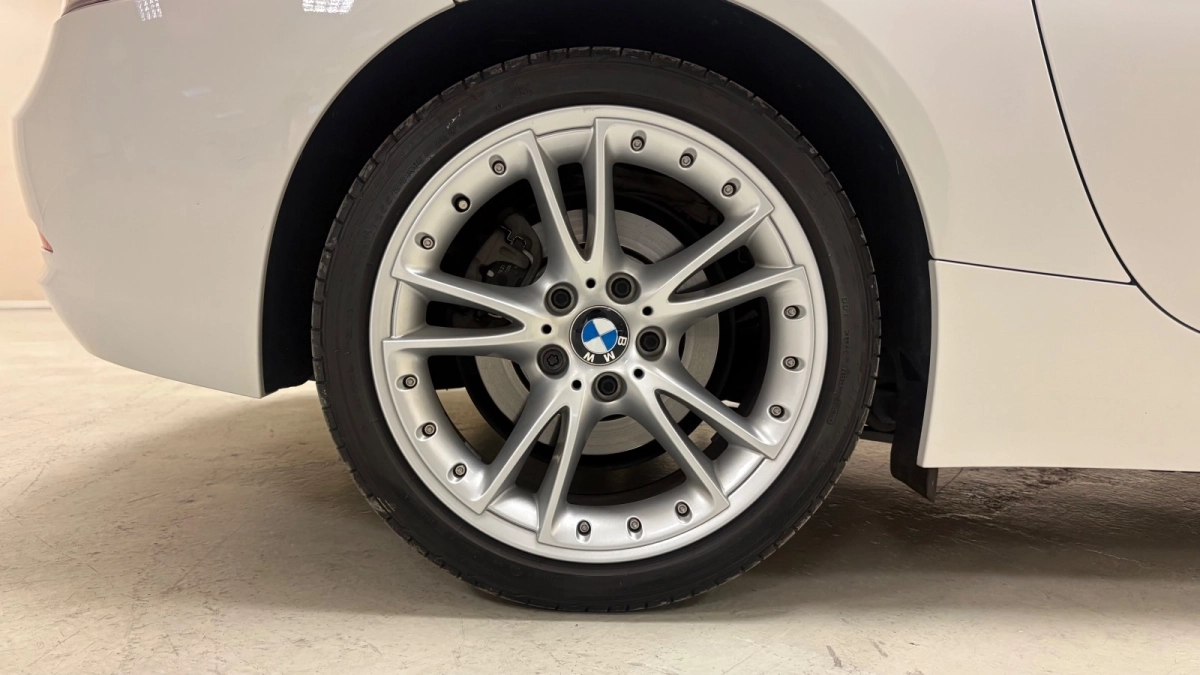 Bmw Z4 - photo 13