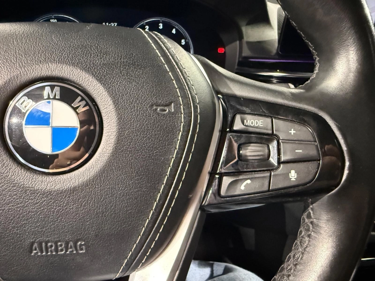 Bmw Serie 5 - photo 24