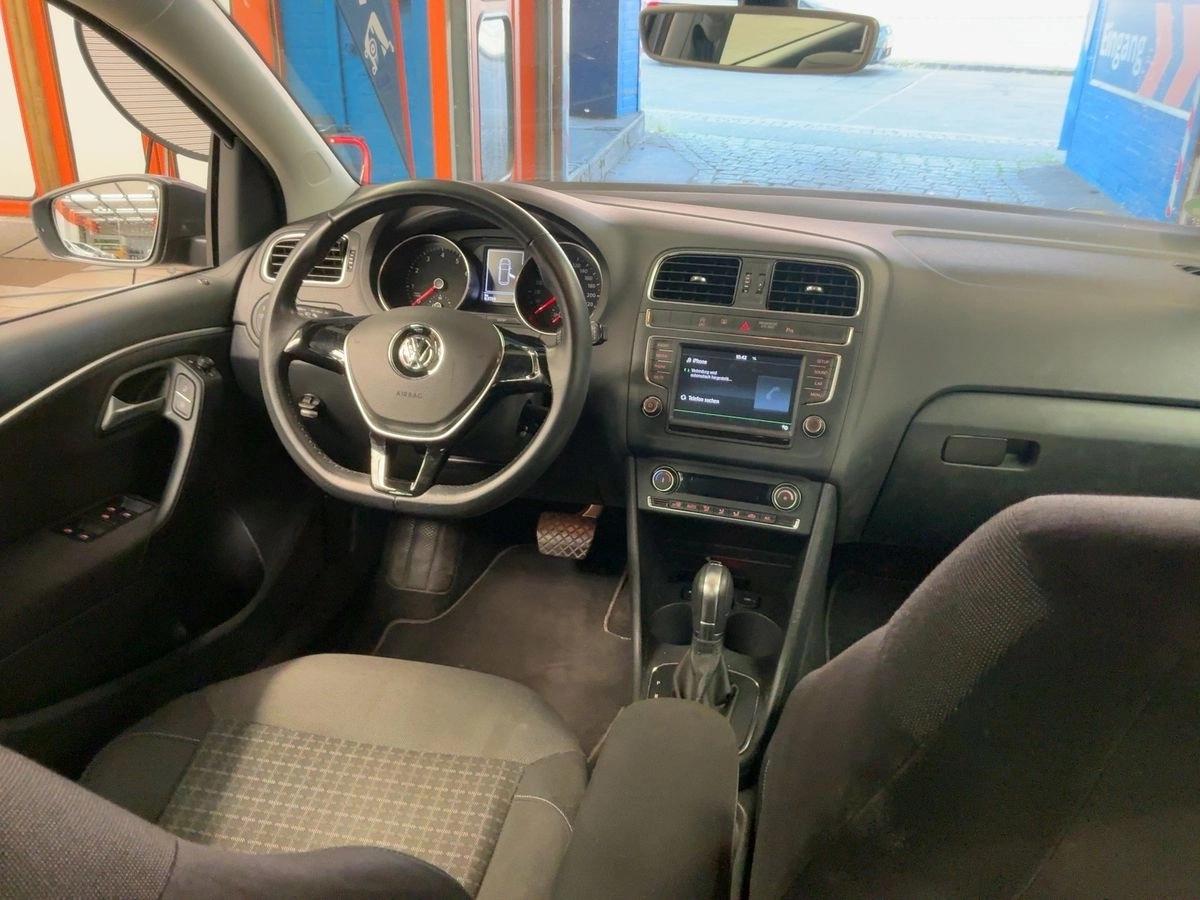 Volkswagen Polo 1.2 TSI 90 BLUEMOTION CONFORT LINE DSG BVA