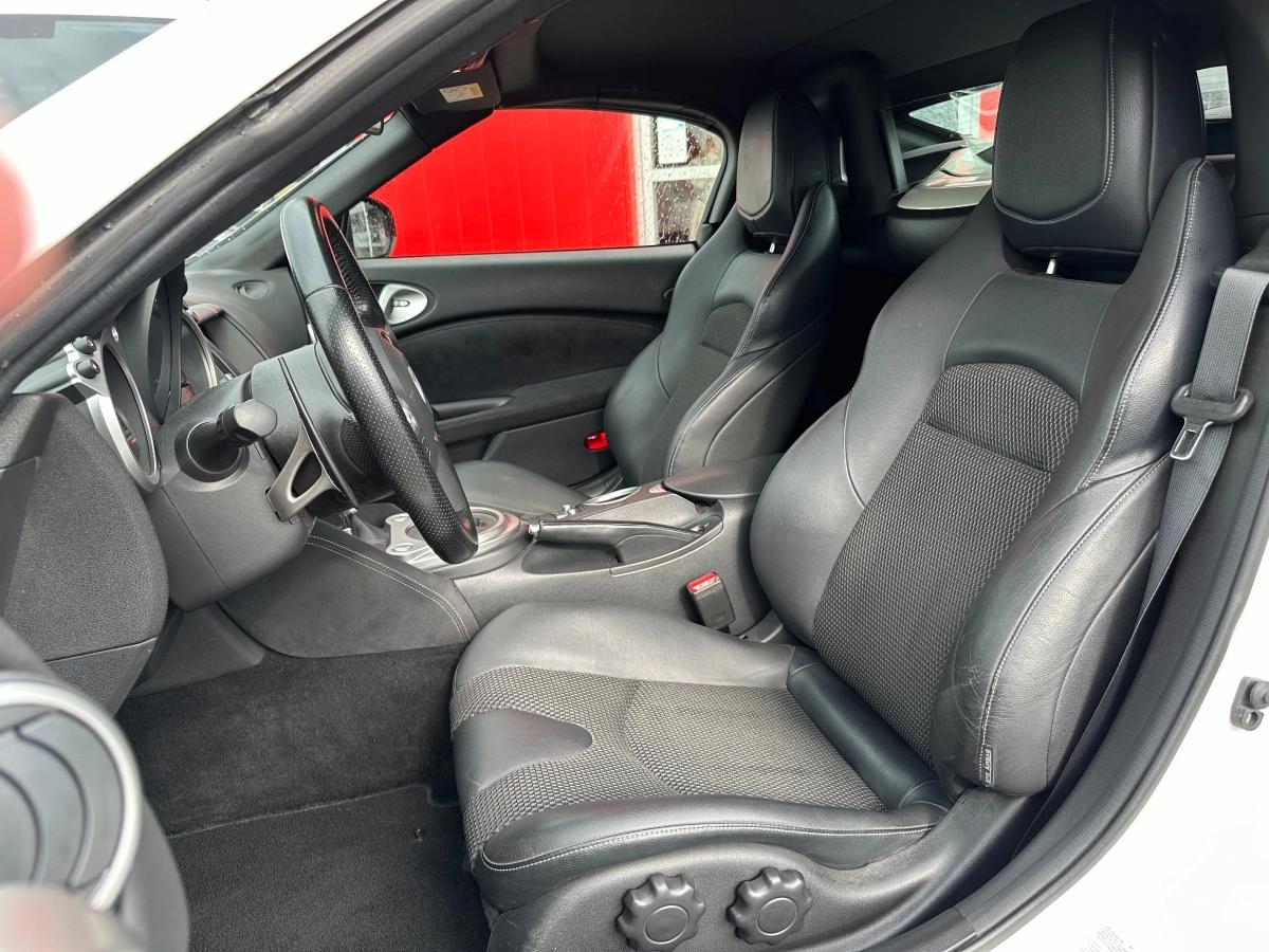 Aperçu indisponible de Nissan 370Z