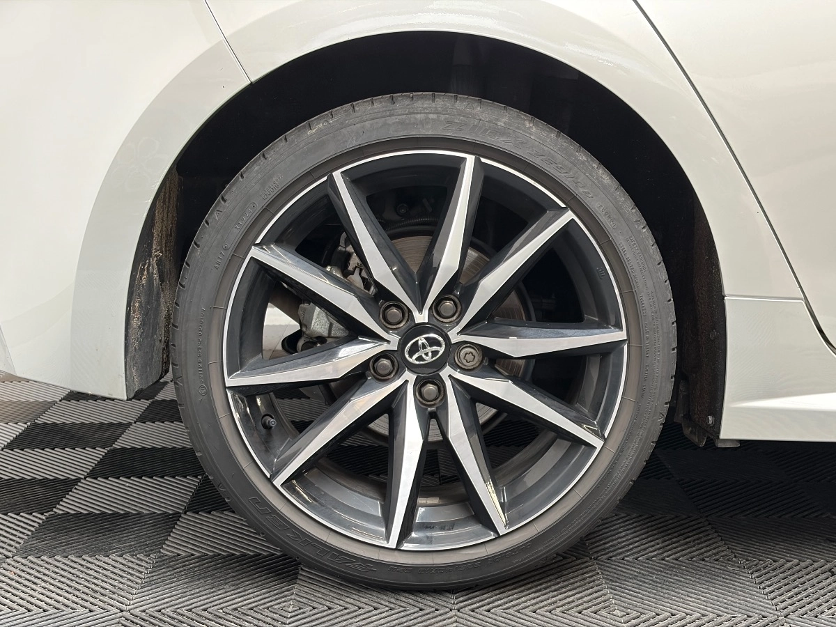 Toyota Corolla - photo 17