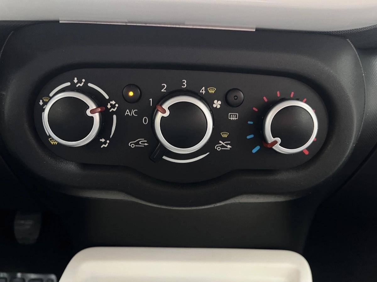 Renault Twingo 1.0 SCE 70 INTENS
