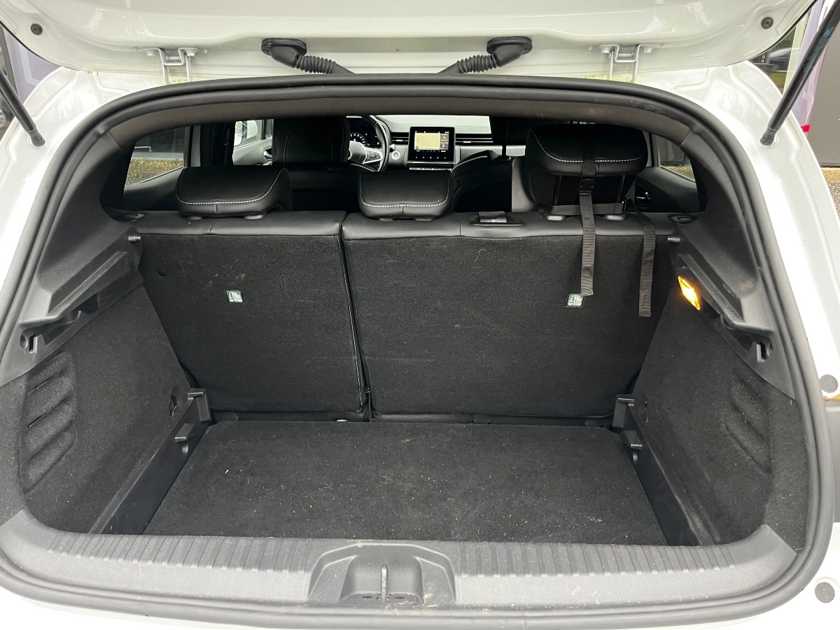 Renault Clio - photo 23