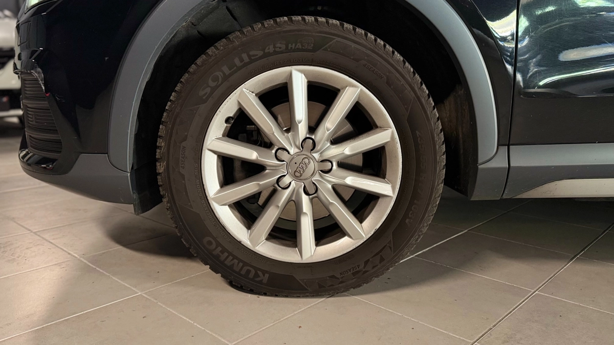 Audi Q3 - photo 15