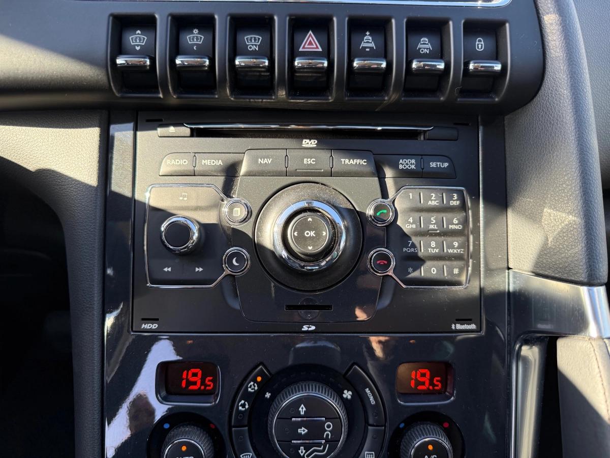 Peugeot 3008 GENERATION-I 2.0 HDI 165 PREMIUM PACK BVA