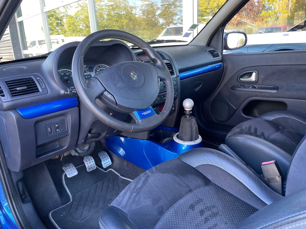 Renault Clio - photo 9