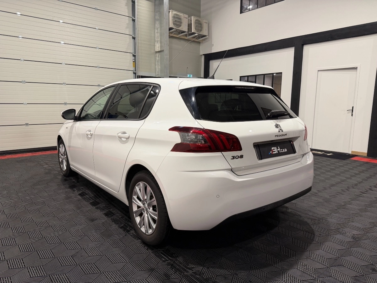 Peugeot 308 - photo 5
