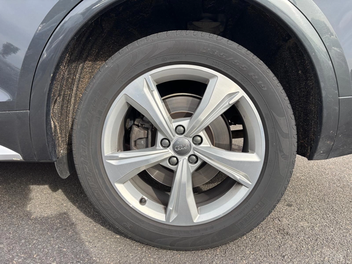 Audi Q5 - photo 18