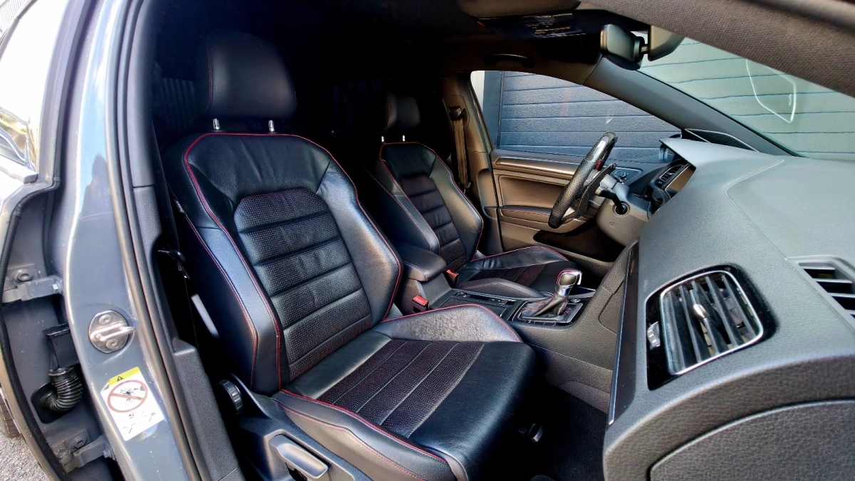 Volkswagen Golf - photo 34