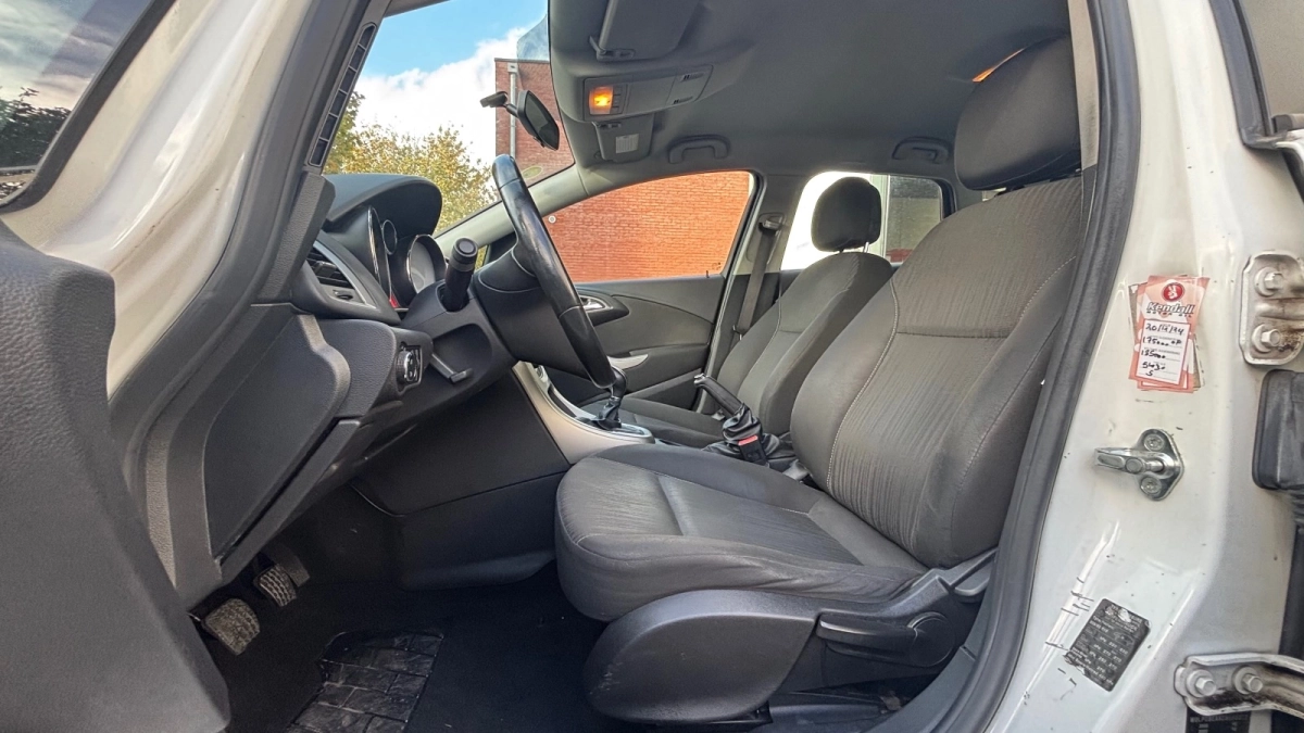 Opel Astra - photo 6