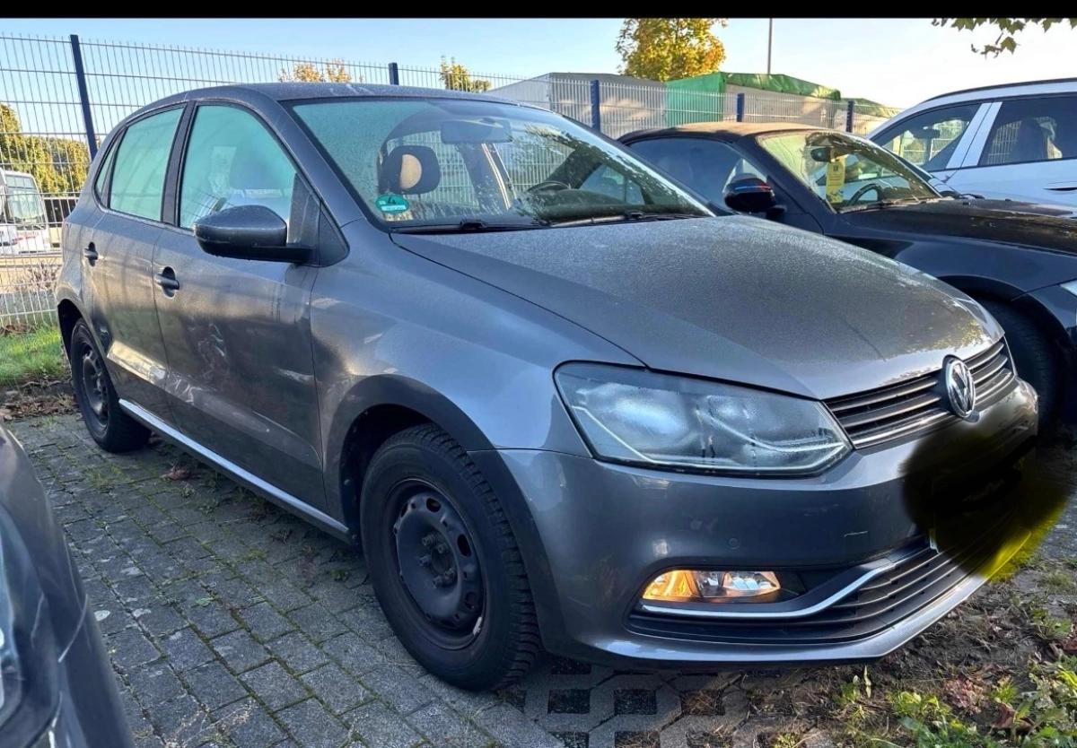 VOLKSWAGEN POLO COMFORTLINE