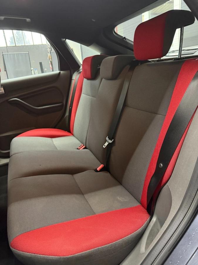 Ford Focus 2.5 T 225 ST