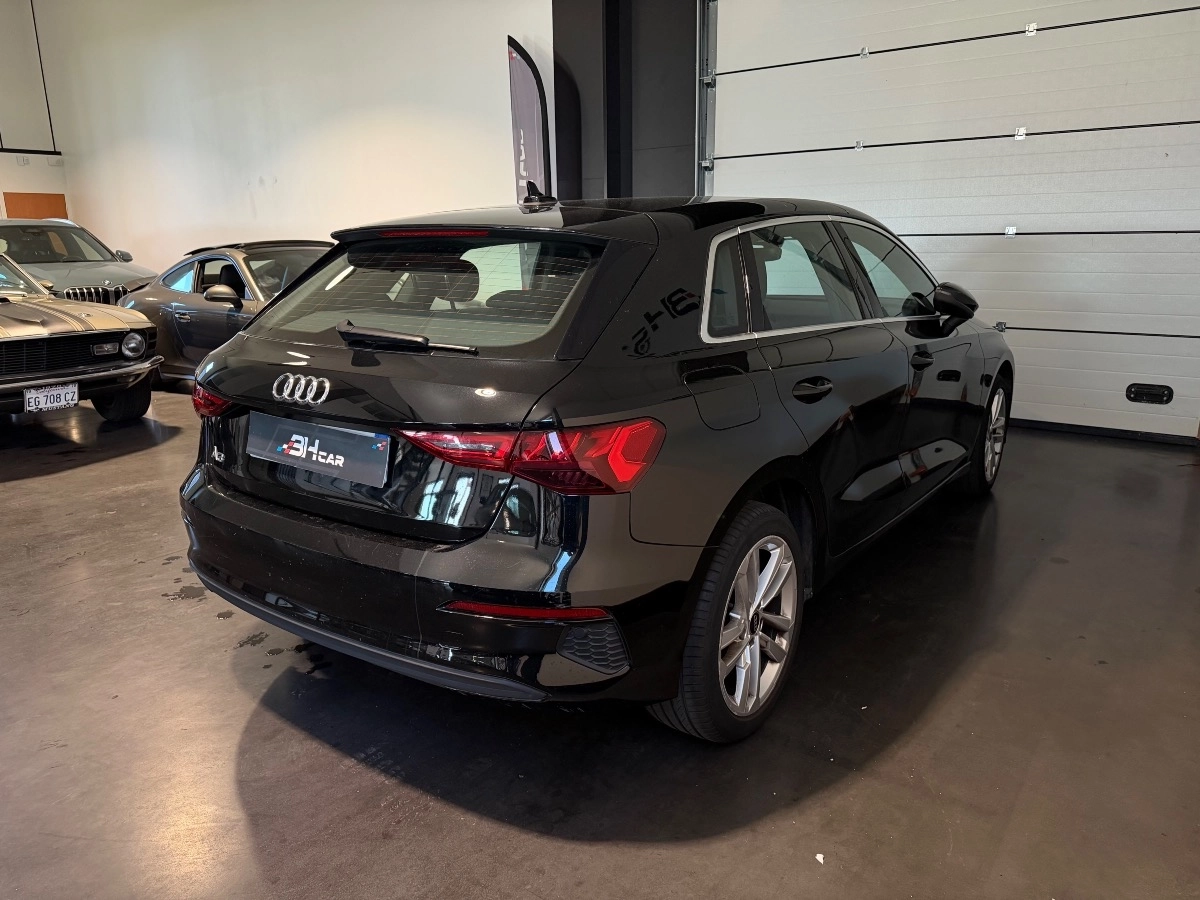 Audi A3 - photo 4