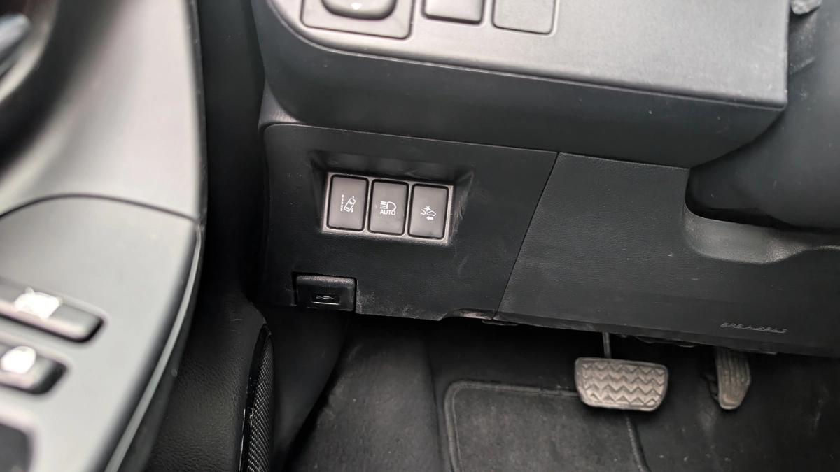 Toyota Yaris 1.0 VVTI 65