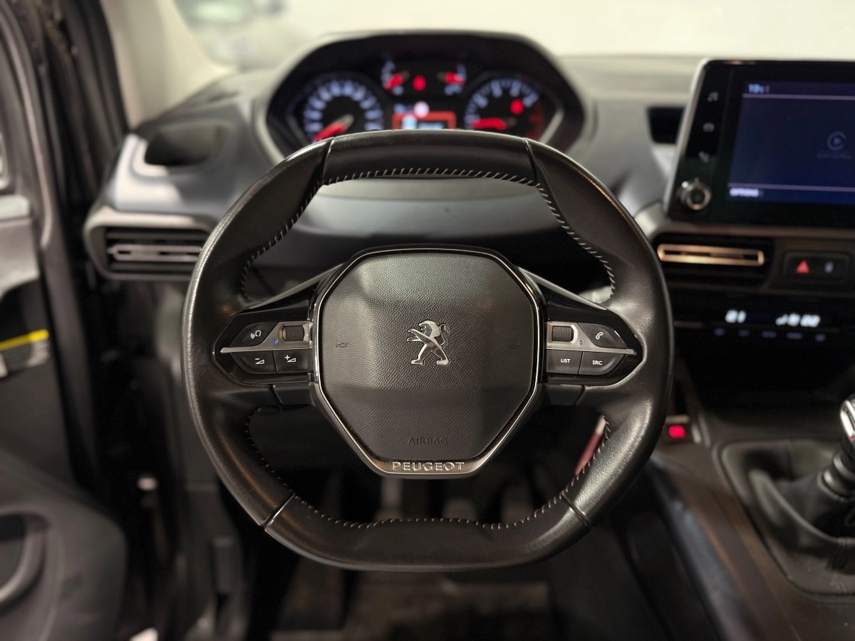 Peugeot Rifter - photo 15