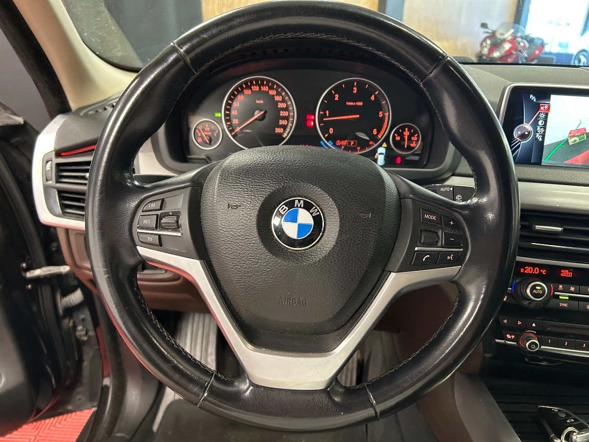 Bmw X5 - photo 11