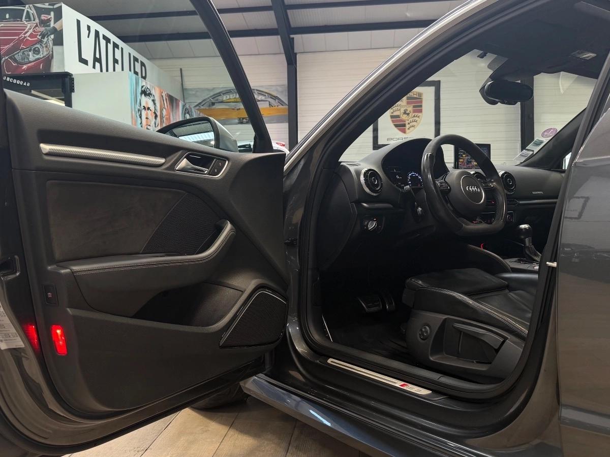 AUDI RS3 SPORTBACK 2.5 TFSi QUATTRO S-TRONIC7 367CH - FULL OPTIONS - ENTRETIENS CONSTRUCTEUR