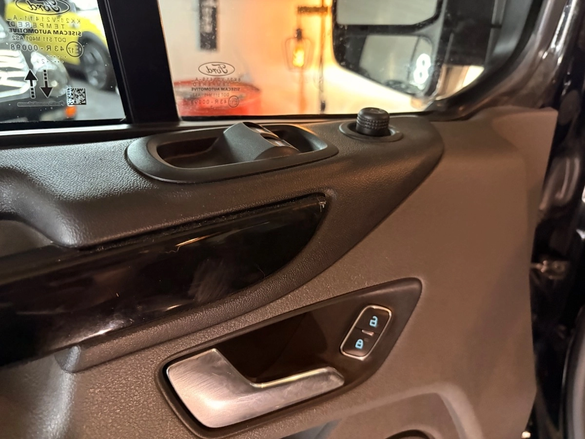 Ford Transit Custom Vu - photo 15