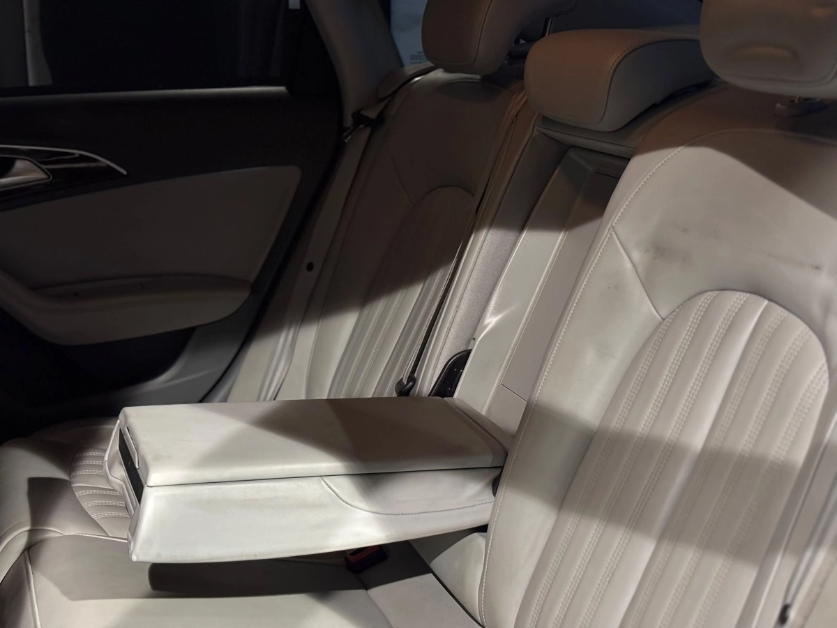 Audi A6 - photo 32