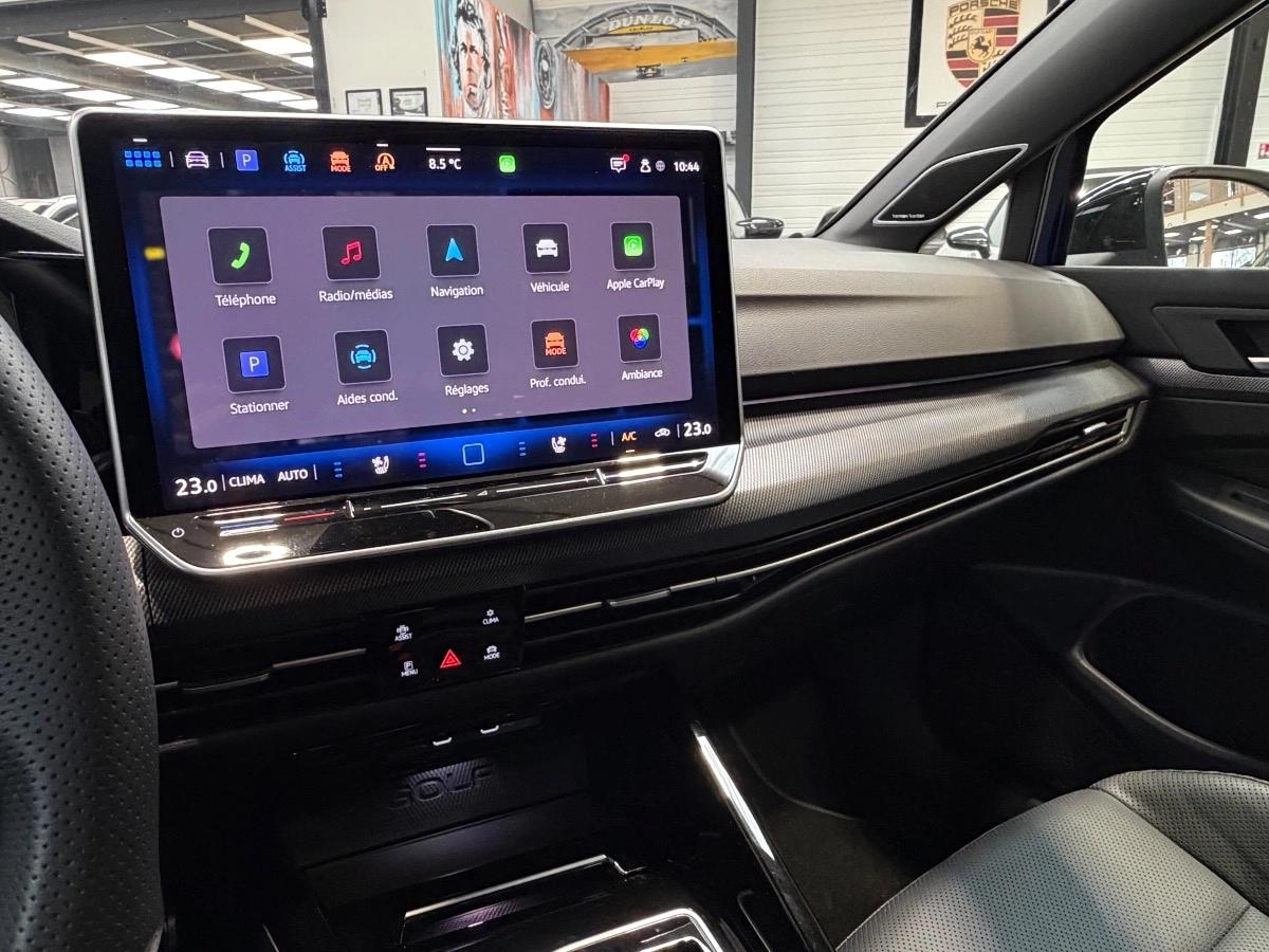 VOLKSWAGEN GOLF VIII R - 2.0 TSi 4MOTION DSG7 333CH - AKRAPOVIC/HARMAN KARDON/TOIT OUVRANT