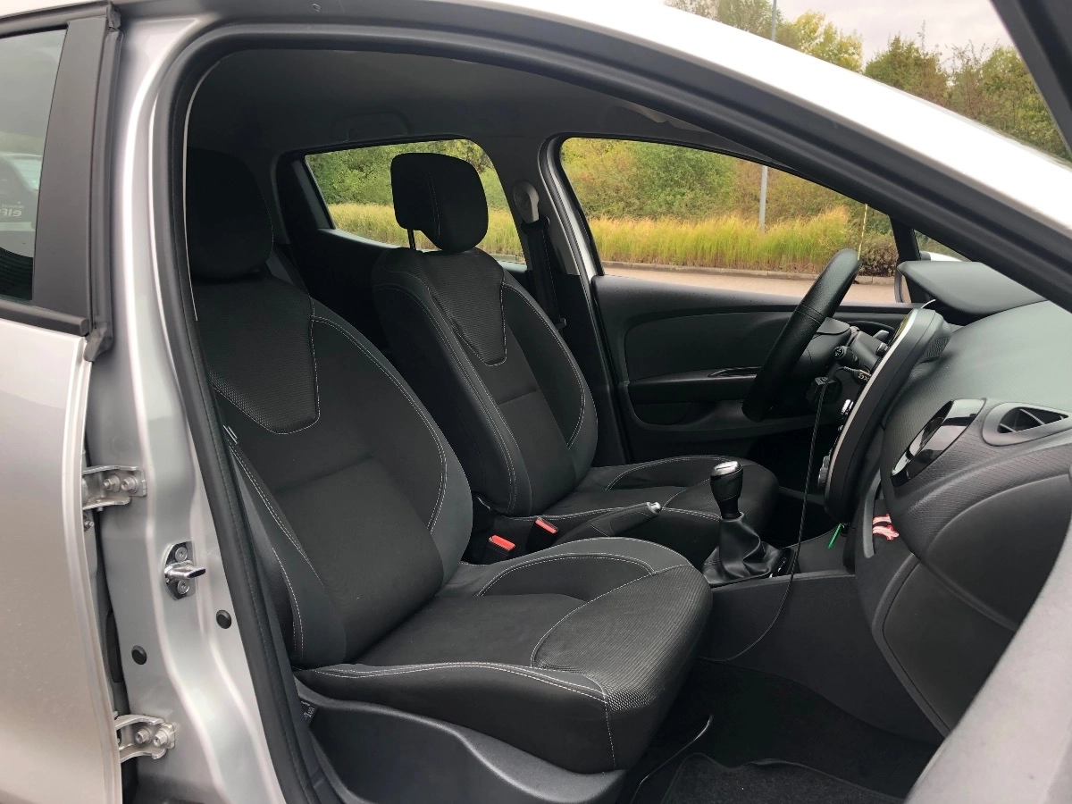 Renault Clio - photo 21