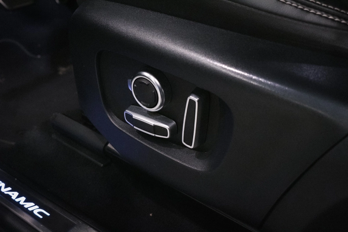 Land Rover Discovery Sport - photo 12