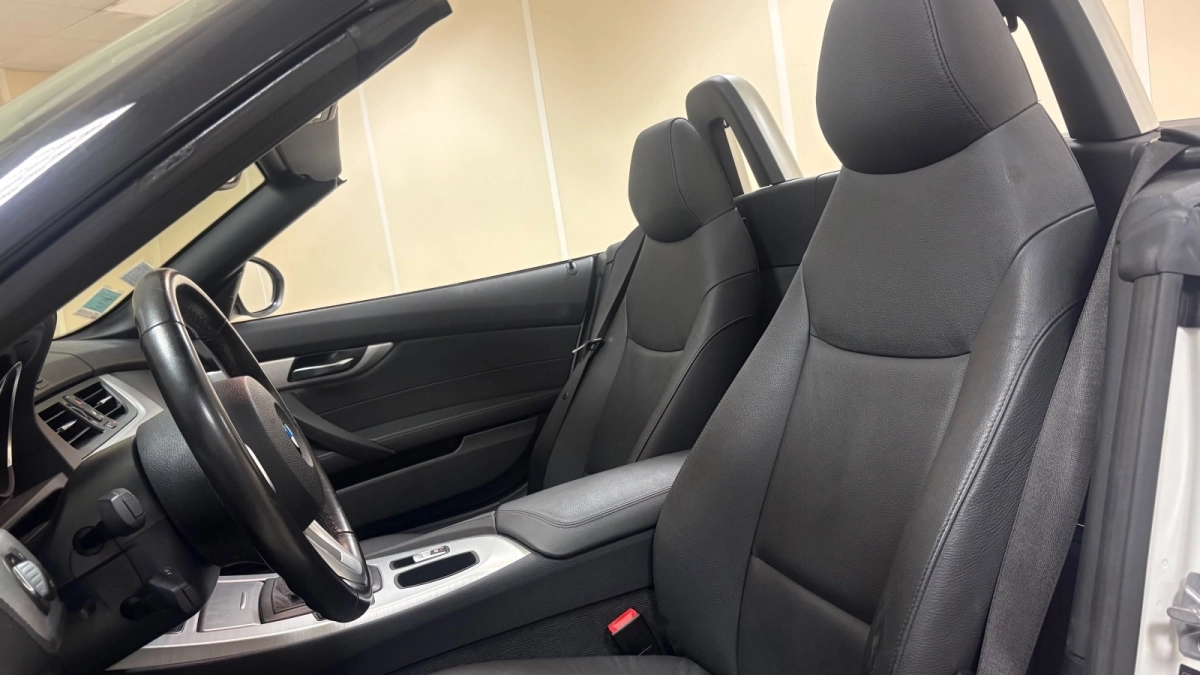 Bmw Z4 - photo 15